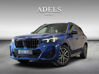 BMW X1 xDrive25e M Sport Trekhaak Leder HUD 360 Camera  Portimao Blau Metallic