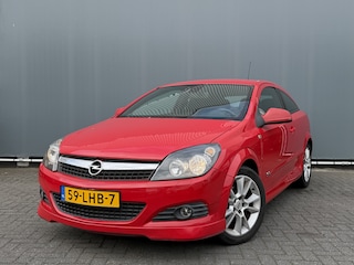 Opel Astra BJR 2010 GTC116 PK 1.6 Sport CRUISE | ELEK. RAMEN | MULTI FUNC. STUURWIEL | LMV