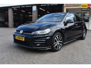 Volkswagen Golf 1.5 TSI Highline Business R