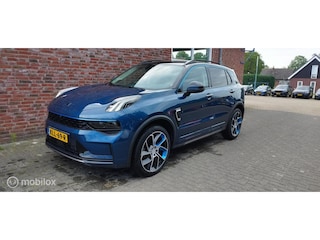 Lynk & Co 01 1.5 PANO DAK 360 CAM ADAP CRUISE