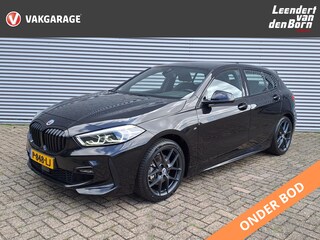 BMW 118i Business Edition M-exterieur pakket | Digitaal cockpit | Navigatie | Cruise | Climate | M-bekleding | M-stuur | Apple Carplay/Android Auto