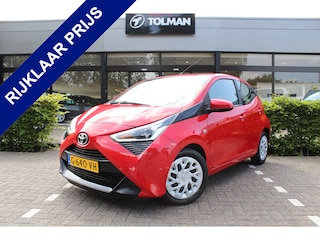 Toyota Aygo 1.0 VVT-i x-play | Rijklaar | Apple/Andriod | Airco | Camera | All-season | Dealer onderhouden | NL-auto