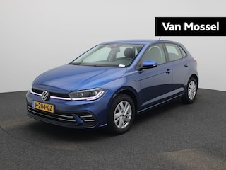 Volkswagen Polo 1.0 TSI Style 95 PK| Parkeersensoren | Achteruitrijcamera | LED Matrix | Stoelverwarming | Climatronic | Apple Carplay | Android Auto | 15 Inch Lichtmetalen Velgen