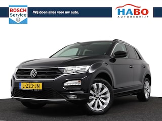 Volkswagen T-Roc 1.5 TSI STYLE DSG-7 AUTOMAAT AC/ADAP.CRUISE/NAV/APPLE.CARPLAY/PARK.SENS/TREKHAAK