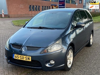 Mitsubishi Grandis 2.4-16V Intense 7-Ps! ECC Electr pakket Audio-CD/Navi LMV 17" ABS EBD Cruise PDC Trekhaak Dealeronderh. Nw Apk!