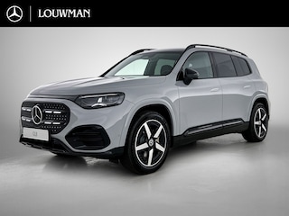 Mercedes-Benz GLB 250+ Business Solution AMG 7p. 85.5 kWh | Premium pakket | Winterpakket | Nightpakket | GUARD 360° | Trekhaak | Vast panoramadak | Smartphone integratie | Sfeerverlichting | Sierelementen in aluminium | 19” vijfspaaks lichtmetalen AMG-velgen |