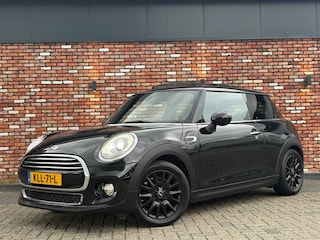 Mini Cooper 1.5 Chili Business Pano Cruise Led Stoelverw Cruise Pdc Clima Uitstraling!