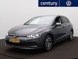 Volkswagen Golf 1.4 eHybrid Style Automaat - IQ light - Navigatie - Trekhaak - Camera - ErgoActive stoel - Stoelverwarming
