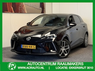 MG 4 ELECTRIC LUXURY LONG RANGE 204 PK 64 KWH FABRIEKGARANTIE TOT 2031 !!! NAVIGATIE ADAPTIVE CRUISE CONTROL APPLE CARPLAY/ANDROID 360 CAMERA STOEL EN STUURVERWARMING DODEHOEKSENSOREN RIJSTROOKSENSOREN KEYLESS GO ZEER MOOI !!
