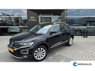 Volkswagen T-Roc 1.5 TSI Sport | AUTOMAAT | Navigatie | Adaptieve Cruise Control | Bluetooth | Climate Control | | Airco (automatisch) | Audioinstallatie met CD-speler | Bluetooth telefoonvoorbereiding