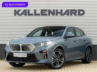 BMW iX2 eDrive20 M-Sport - Pano - Trekhaak - Memoryzetel - Stuurwiel Verwarmd