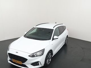 Ford Focus Wagon 125pk St-line X Automaat | Winterpack | Adapt. Cruise | Dealer onderh. | Camera | Elekt. achterklep |