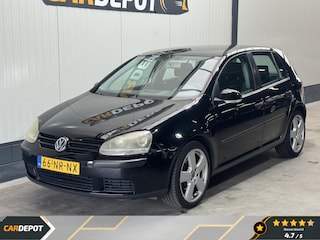 Volkswagen Golf 1.6 FSI Trendline