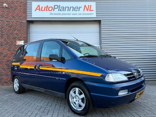 Peugeot 806 2.0-16V ST! Automaat! Clima! Mini-Camper!