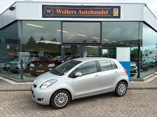 Toyota Yaris 1.3 VVTi Comfort *AC