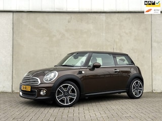 Mini Cooper 3-Deurs 1.6 Pepper, Xenon, NAP, 17inch