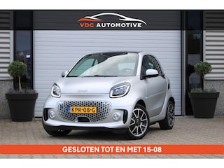 Smart Fortwo BRABUS Mattrunner Brabus Mattrunner | Camera | Stoelverwarming | DAB | LED | Verwarmd Stuur