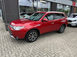 Mitsubishi Outlander 2.0 PHEV Limited Edition X-Line | Schuif/kanteld. | Leer | Stoelverw.