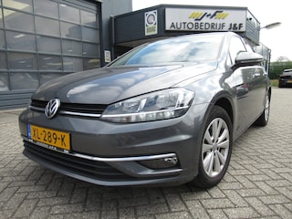 Volkswagen Golf 1.0 TSI Comfortline Business / NAV / Stoelverwarming / Carplay