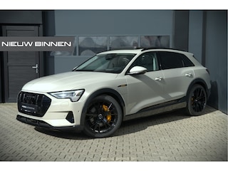 Audi e-Tron 55 quattro advanced Pro Line Plus 95 kWh | Panoramadak | Bang & Olufsen | Stoelkoeling | Stoelverwarming | Massage | Head-Up Display | 360 Camera | Matrix LED | Luchtvering | Memory Seats | Elektrisch Verstelbare Stoelen |