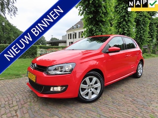 Volkswagen Polo 1.4-16V Highline Automaat Airco Cruisecontrol Carplay Navigatie Lm Velgen ***Dealer Onderhouden***