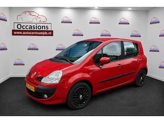 Renault Modus 1.6-16V Expression. Airco ! Parkeer sensoren achter !