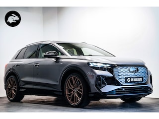 Audi Q4 40 S-Line 77 kWh|Pano dak|Warmtepomp|21 inch|Leder