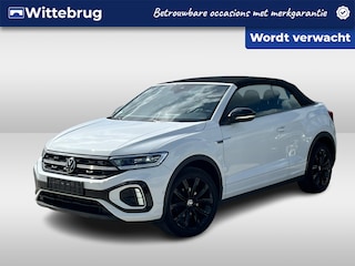 Volkswagen T-Roc 1.5 TSI 150pk DSG R-Line / Black style / Trekhaak / 18'' LMV