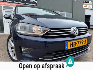 Volkswagen Golf Sportsvan 1.2 TSI Business Edition van 2de Eig met trekhaak en navigatie en App connect en cruise controle
