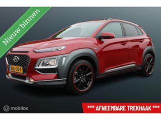 Hyundai Kona 1.6 GDI HEV Fashion Sport, Rosso Color Package, Trekhaak, Donker glas + zwarte hemel, Navi, App connect, Pdc voor + achter + camera, Cruise, Clima, Dode hoek detectie