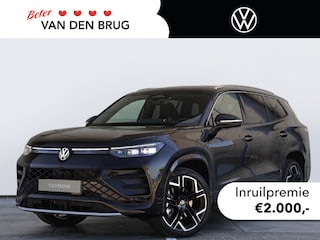 Volkswagen Tayron R-Line Edition 1.5 eHybrid 272 PK | Stoel - stuurverwarming | Led Matrix | Trekhaak | Panoramadak | Camera |