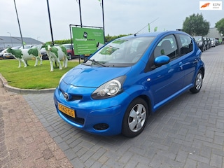 Toyota Aygo 1.0-12V Access / IJSKOUDE AIRCO / APK juni 2027