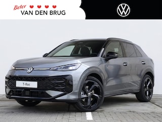 Volkswagen T-Roc R-Line First Edition 1.5 eTSI 110 kW / 150 PK SUV | Panoramadak | Matrix LED | Black Style | Elektrische Klep | Camera | Adaptive Cruise |