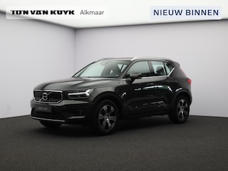 Volvo XC40 2.0 T4 190PK Inscription / Trekhaak / Lederen Bekleding / Stoelverwarming / Keyless / Parkeercamera / Park Assist V+A /