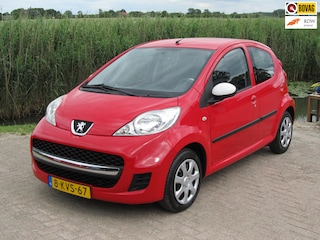 Peugeot 107 1.0-12V XS Urban Move