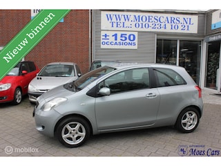 Toyota Yaris 1.3 VVTi Sol