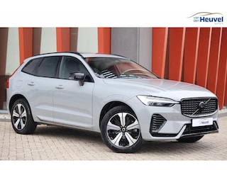 Volvo XC60 T6 Recharge AWD Plus Dark | Stoelverwarming | Trekhaak | Leder | Panoramadak | Pilot Assist | Parkeercamera | Keyless | Glossy Black