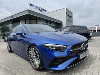 Mercedes-Benz A-klasse 250 e AMG Line Panorama | Widescreen | Distronic