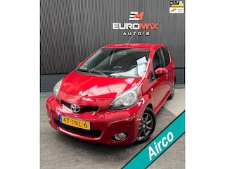 Toyota Aygo 1.0-12V Dynamic Navigator - 1e Eigenaar - NAP - NAV - Airco.