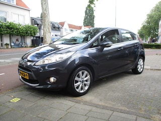 Ford Fiesta 1.4 Ghia 5-drs / airco/ i.z.g.st / 204dkm