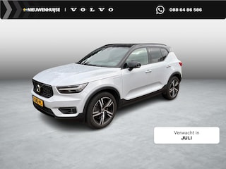 Volvo XC40 1.5 T4 Recharge R-Design | Plug-in Hybrid (PHEV) | Trekhaak | Panoramadak | 360 Graden Camera | Parkeersensoren | Harman Kardon Audio | Keyless Entry | Elektrische Achterklep | Navigatie | Lichtmetalen Velgen 19 inch