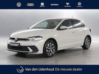 Volkswagen Polo 1.0 TSI 95pk Life Business DSG / Navigatie / Stoelverwarming / Camera