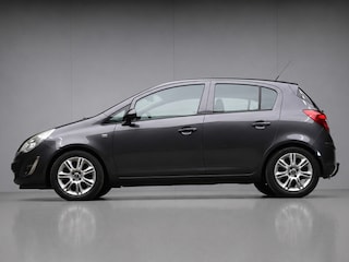 Opel Corsa 1.4-16V Edition Sport (AIRCO,NIEUWE APK,LED,SPORTSTOELEN,NAVI,TREKHAAK,LM VELGEN,NETTESTAAT)