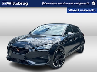 Cupra Leon 1.4 TSI eHybrid 245pk PHEV Performance DSG Automaat Kuipstoelen / 19"LM velgen / Navigatie / App-Connect / Performance TRANS