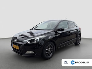 Hyundai i20 1.0 T-GDI 100pk Black Edition | Airco | navigatie | Camera | Cruise Control | Parkeersensoren | Privavyglass | Regensensor | DAB | Bluetooth Velgen |