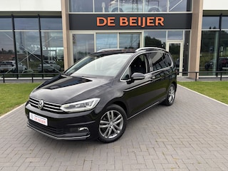 Volkswagen Touran 1.4 TSI Highline 7pers. Trekh I Led I Navi