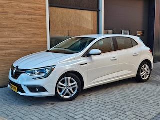 Renault Mégane 1.2 TCe Zen Navi Cruise PDC Bluetooth