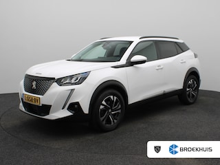 Peugeot 2008 1.2 PureTech Allure | Trekhaak | Cruise Control | Camera | Parkeersensoren Voor en Achter | 17" Lichtmetalen Velgen