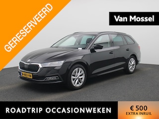 Skoda Octavia Combi 1.5 e-TSI Business Edition Plus | WORDT VERWACHT | Automaat | Apple Carplay / Android Auto | Sfeerverlichting | Parkeersensoren | Stoelverwarming | Stuurverwarming |