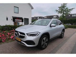 Mercedes-Benz GLA 250 e PANORAMADAK|STOELKOELING|HEAD-UP|360CAMERA|STUURHULP|KEYLESS|MULTIBEAM